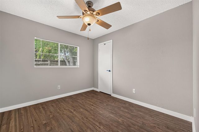 10814 Parkland Woods Drive, Sugar Land, TX 77498