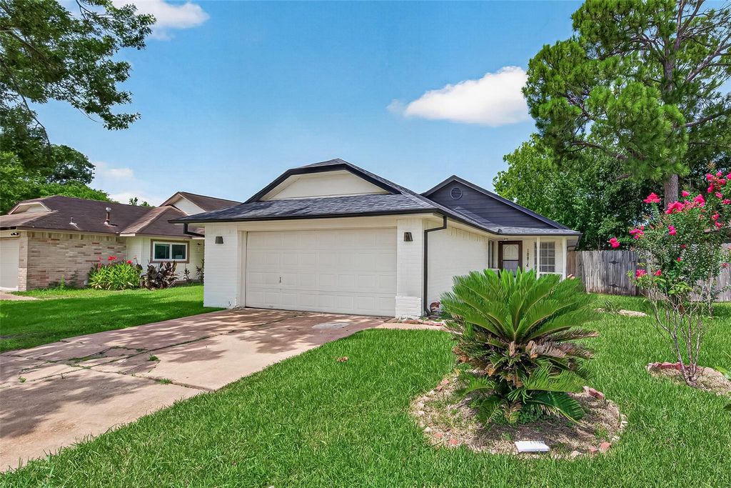 10814 Parkland Woods Drive, Sugar Land, TX 77498