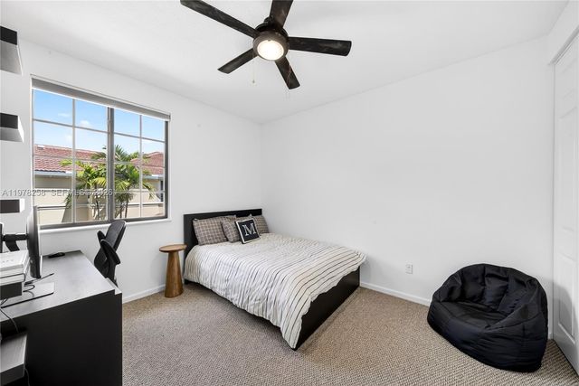 1506 Passion Vine Cir 23-3, Weston, FL 33326