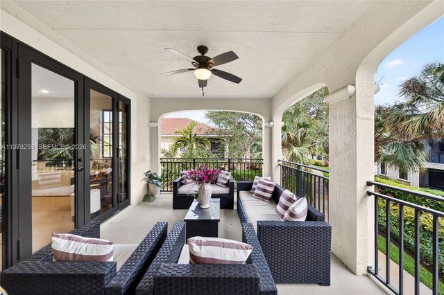 1506 Passion Vine Cir 23-3, Weston, FL 33326