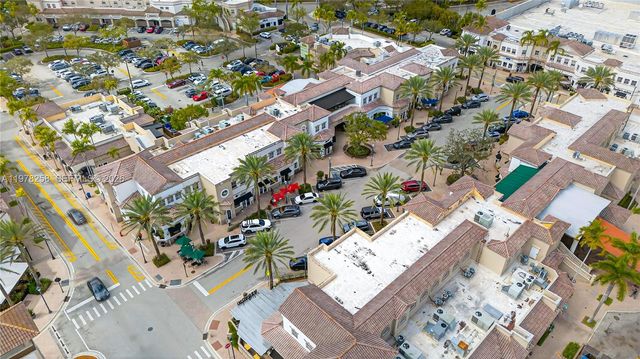 1506 Passion Vine Cir 23-3, Weston, FL 33326