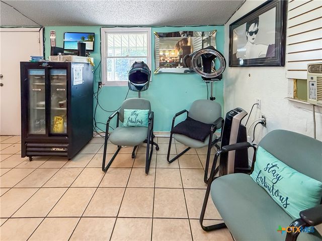 104 W Hallmark Avenue, Killeen, TX 76541