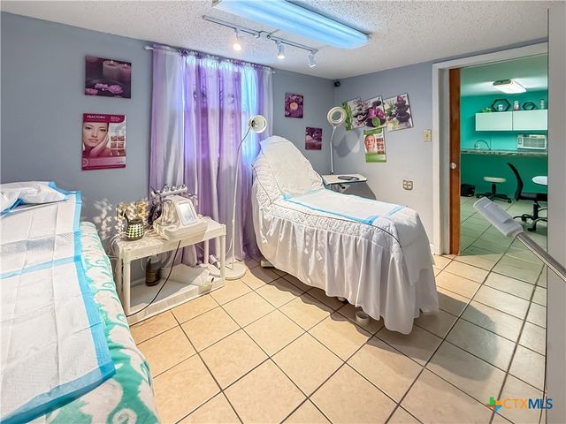 104 W Hallmark Avenue, Killeen, TX 76541