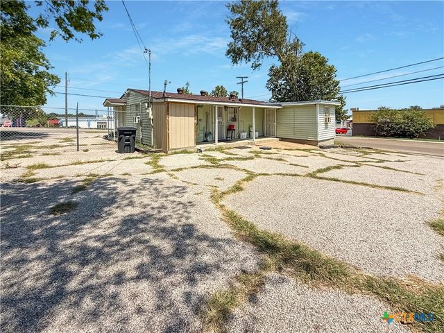 104 W Hallmark Avenue, Killeen, TX 76541