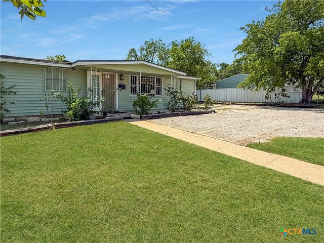 104 W Hallmark Avenue, Killeen, TX 76541