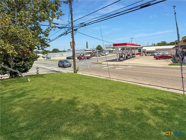 104 W Hallmark Avenue, Killeen, TX 76541
