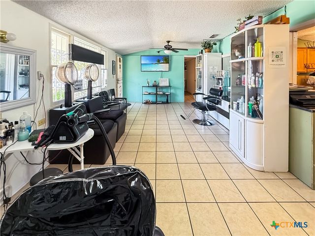 104 W Hallmark Avenue, Killeen, TX 76541