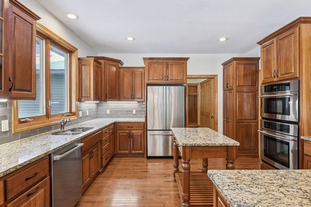 7455 Fern Court, Loretto, MN 55357