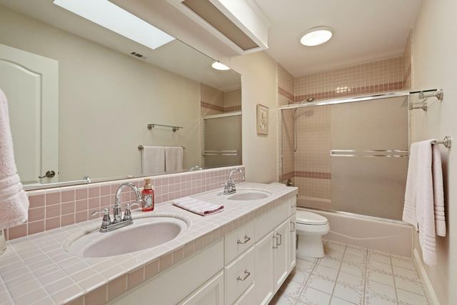19320 Wilderness Way, Woodbridge, CA 95258