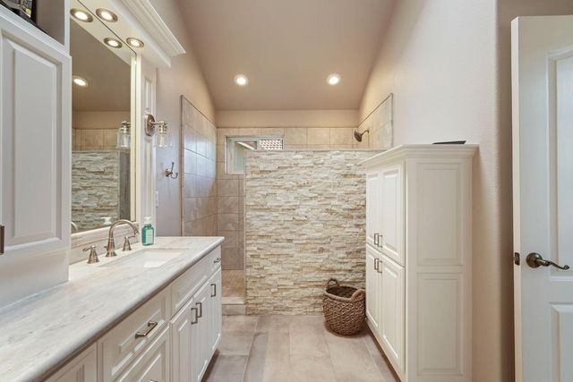 19320 Wilderness Way, Woodbridge, CA 95258