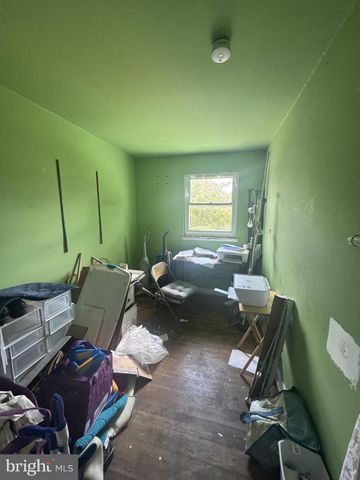 4709 VANCOUVER RD, Baltimore, MD 21229