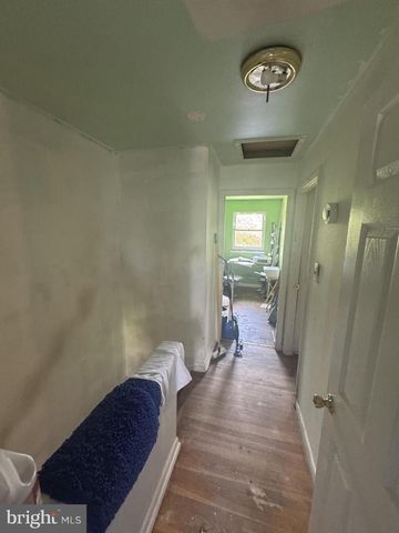 4709 VANCOUVER RD, Baltimore, MD 21229