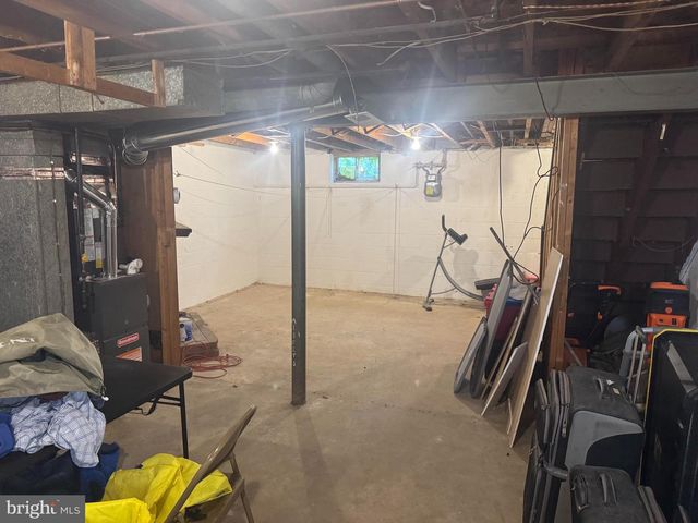 4709 VANCOUVER RD, Baltimore, MD 21229