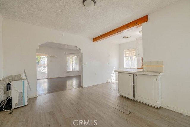 11779 Dronfield, Pacoima (los Angeles), CA 91331