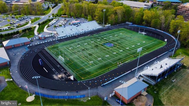 43941 RIVERPOINT DR, Leesburg, VA 20176