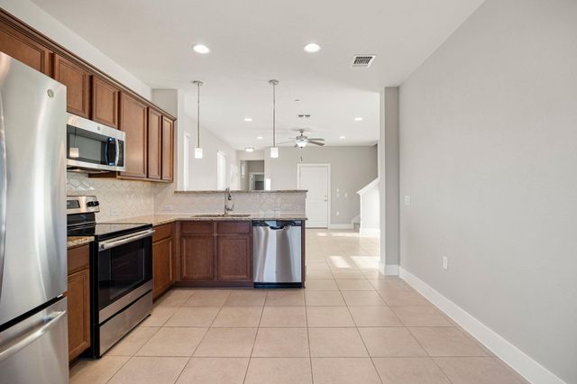 1501 Roseburg DR, Austin, TX 78754