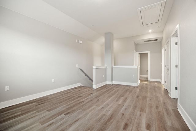 1501 Roseburg DR, Austin, TX 78754