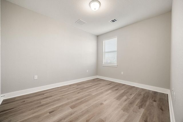 1501 Roseburg DR, Austin, TX 78754