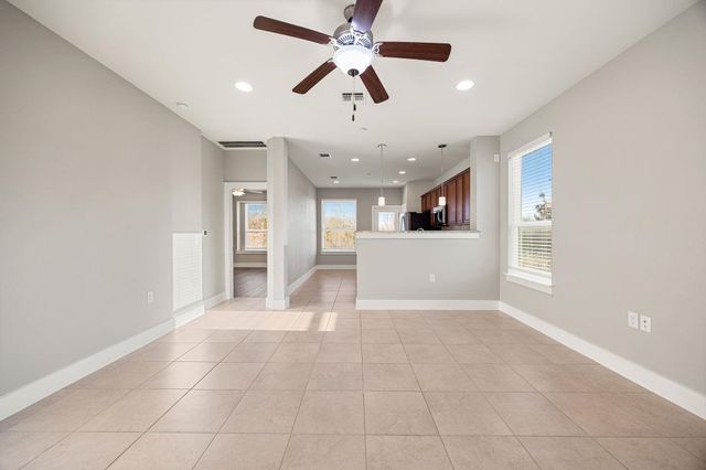 1501 Roseburg DR, Austin, TX 78754