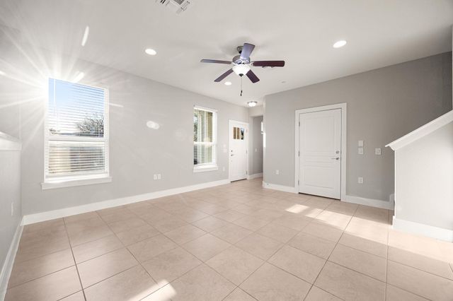 1501 Roseburg DR, Austin, TX 78754