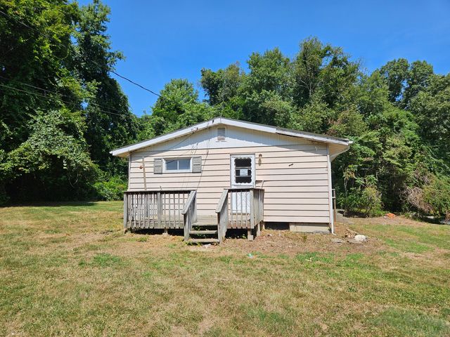 781 Norwich Avenue, Colchester, CT 06415