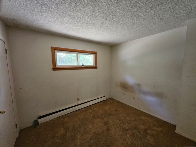 781 Norwich Avenue, Colchester, CT 06415