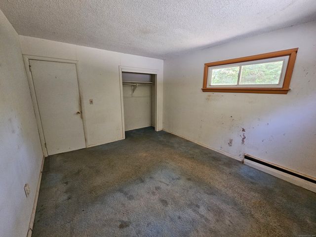 781 Norwich Avenue, Colchester, CT 06415