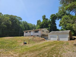 781 Norwich Avenue, Colchester, CT 06415