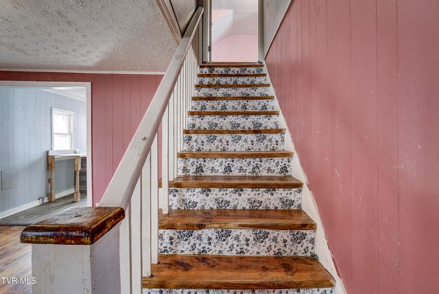 1908 Darnell Drive, Kingsport, TN 37665