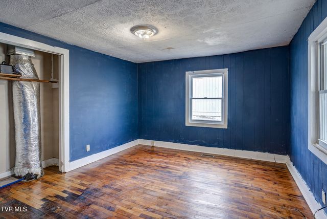 1908 Darnell Drive, Kingsport, TN 37665