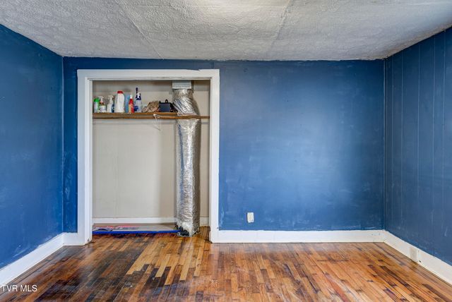 1908 Darnell Drive, Kingsport, TN 37665