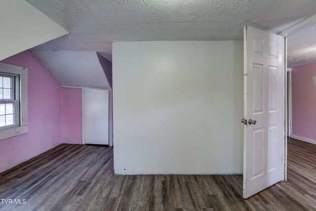 1908 Darnell Drive, Kingsport, TN 37665