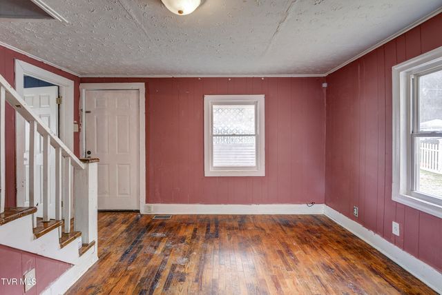 1908 Darnell Drive, Kingsport, TN 37665