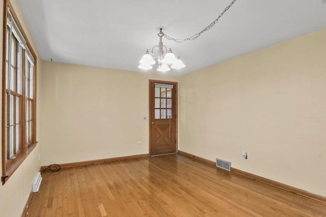 4402 Woods End, Madison, WI 53711