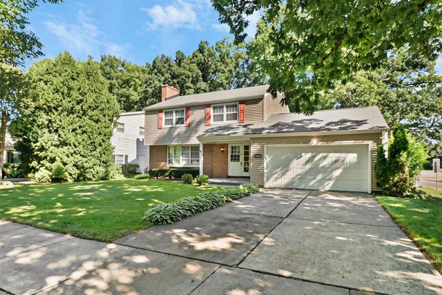 4402 Woods End, Madison, WI 53711
