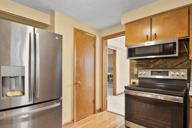 4402 Woods End, Madison, WI 53711
