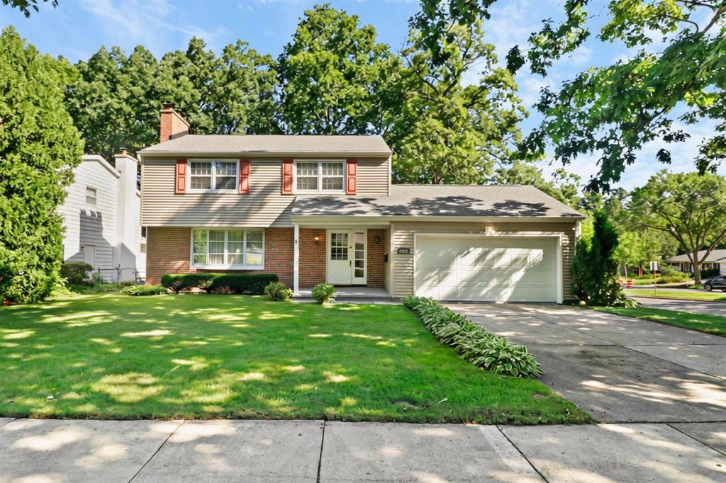 4402 Woods End, Madison, WI 53711