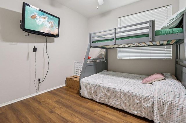 33677 Nandina Ln, Murrieta, CA 92563