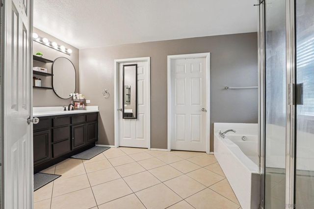 33677 Nandina Ln, Murrieta, CA 92563