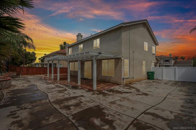 33677 Nandina Ln, Murrieta, CA 92563