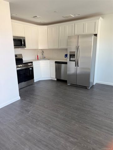 338 Beach 46th Street, Far Rockaway, NY 11691