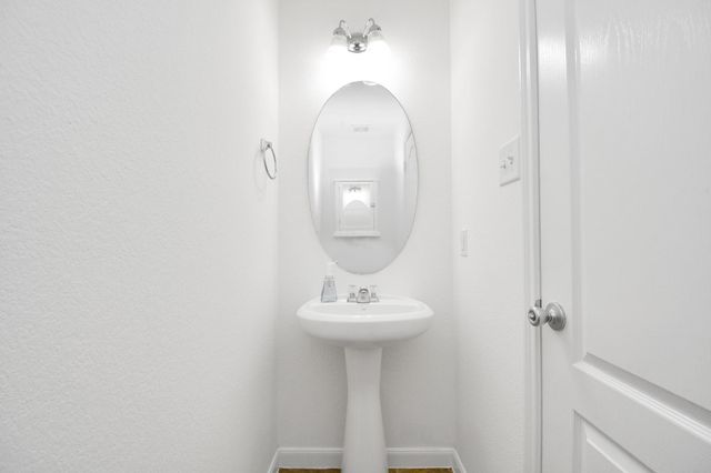 16020 Sweetwater Fields Lane, Tomball, TX 77377