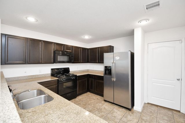 16020 Sweetwater Fields Lane, Tomball, TX 77377