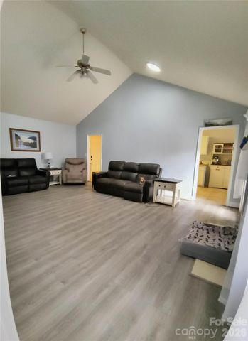 151 Birkdale Drive 18, Salisbury, NC 28144