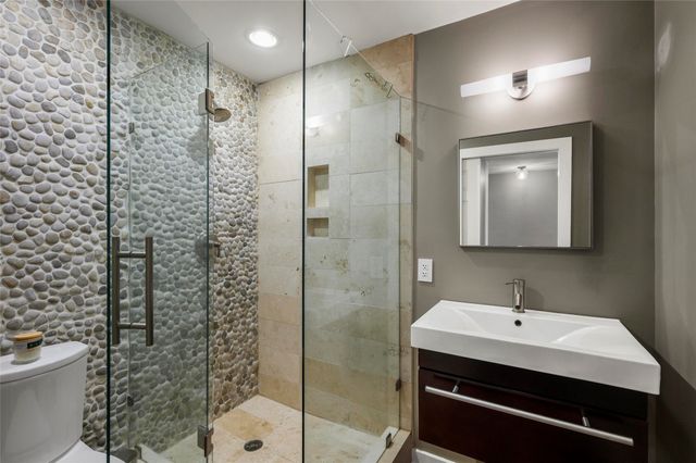 6202 Sudbury Drive, Dallas, TX 75214