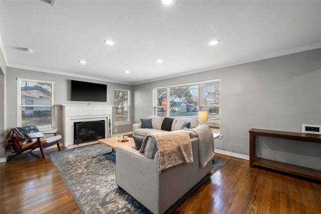 6202 Sudbury Drive, Dallas, TX 75214