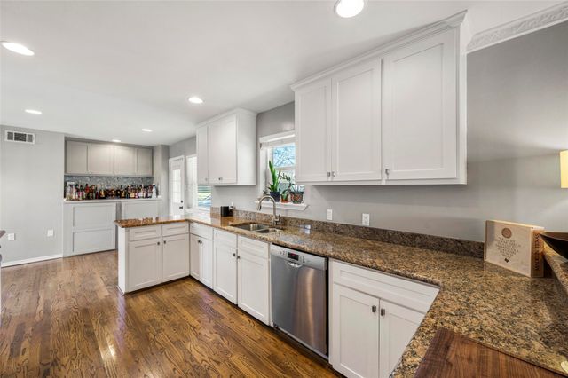 6202 Sudbury Drive, Dallas, TX 75214