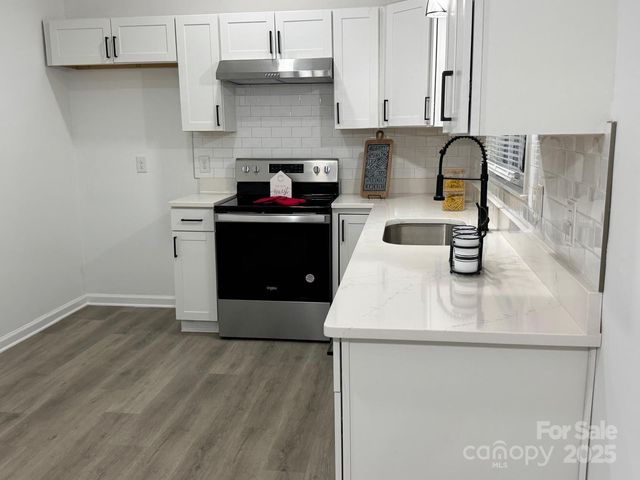 425 Acorn Oaks Drive, Salisbury, NC 28146