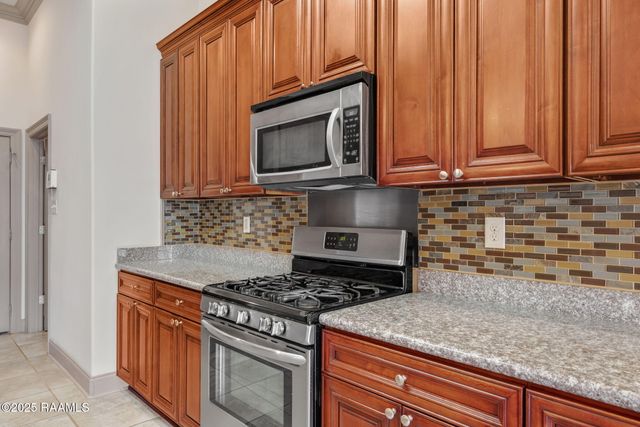 315 Begnaud Drive, Lafayette, LA 70501