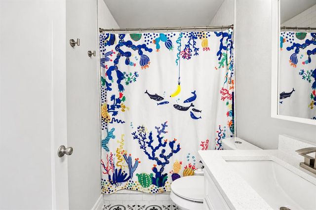 2404 Cashion Place, Oklahoma City, OK 73112